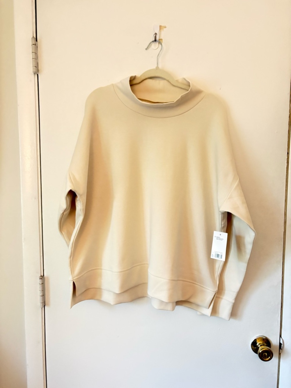 tek gear Cream Mock Neck Pullover